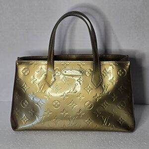 Louis Vuitton LV Gold Vernis Wilshire PM Handbag